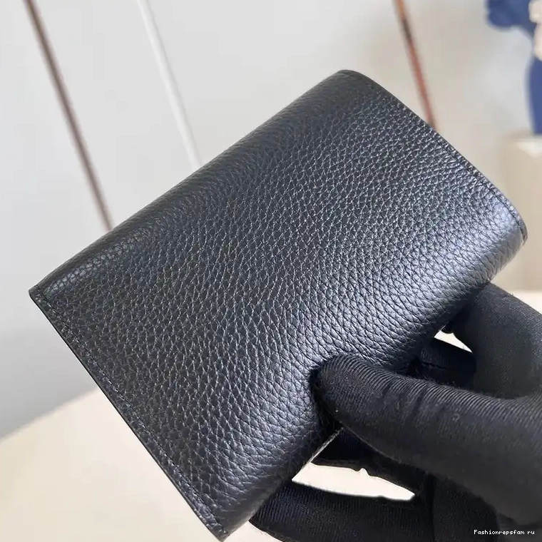 Fashionrepsfam ru LV Bags 2407YA0147 0526